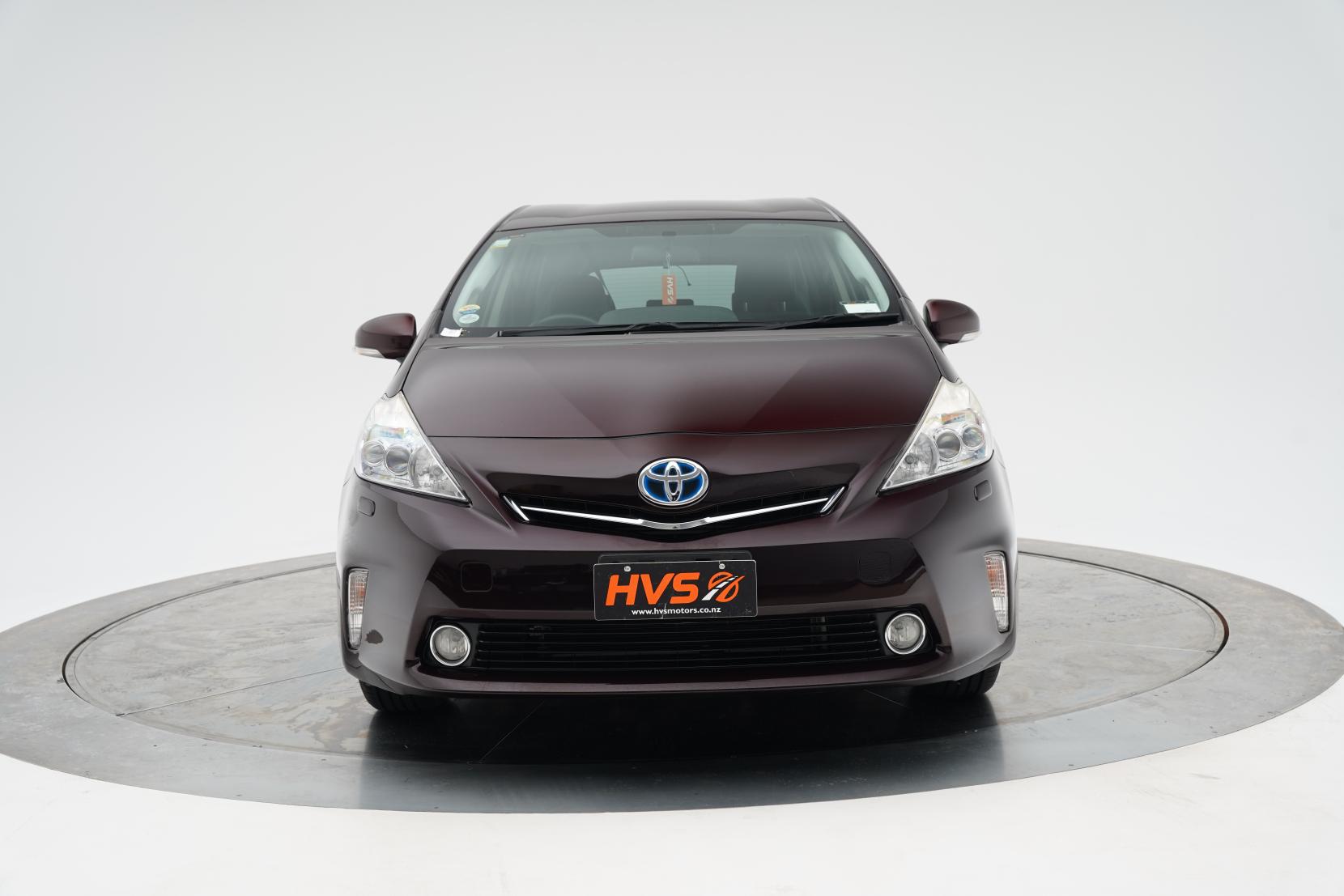Toyota Prius Alpha G 5 Seater