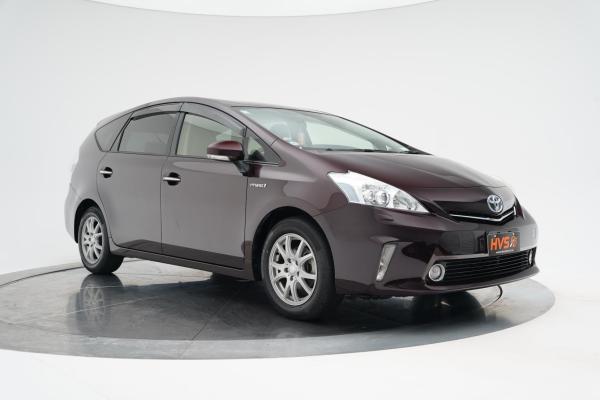 Toyota Prius Alpha G 5 Seater