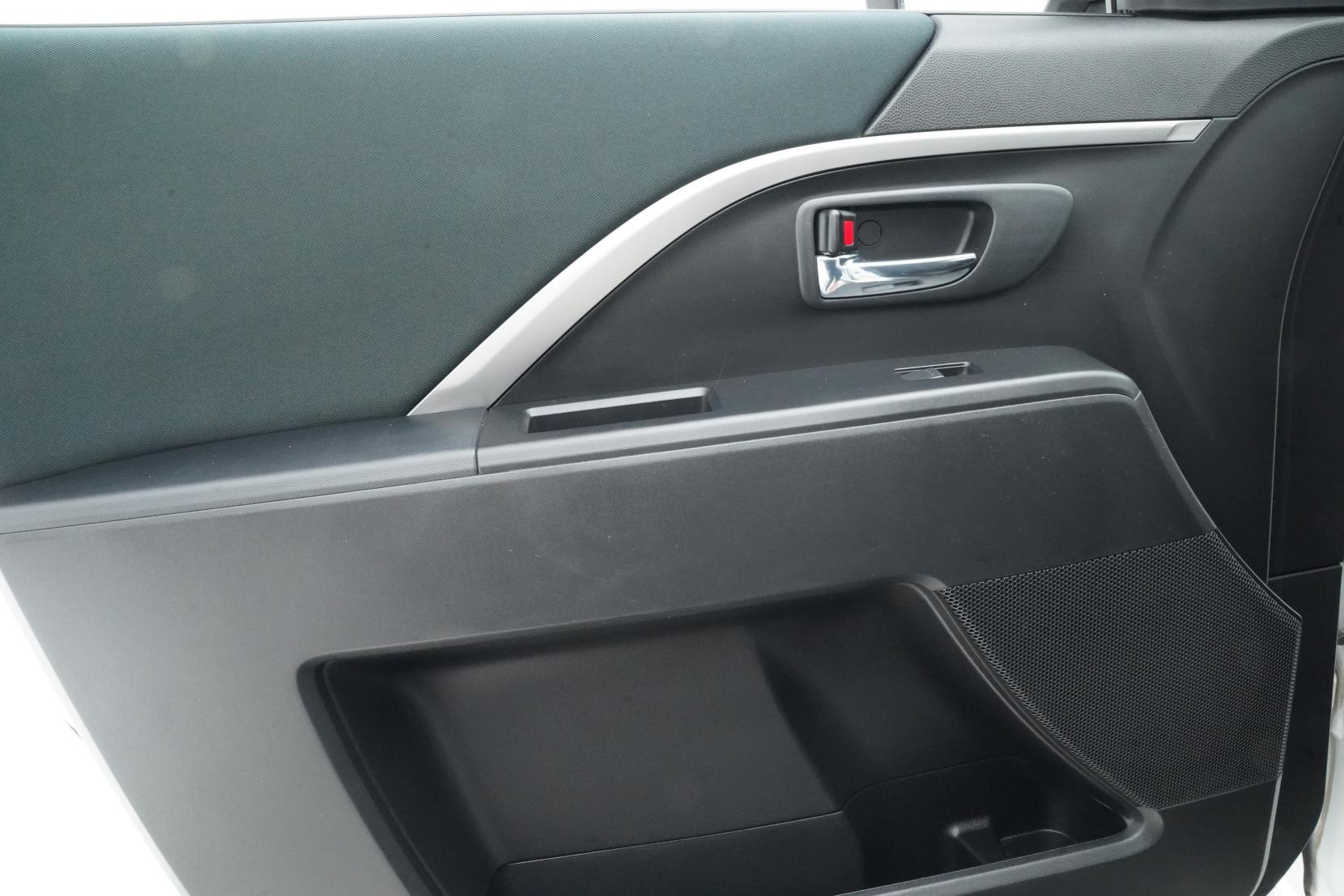 Mazda Premacy 2.0 20S- SKYACTIVE