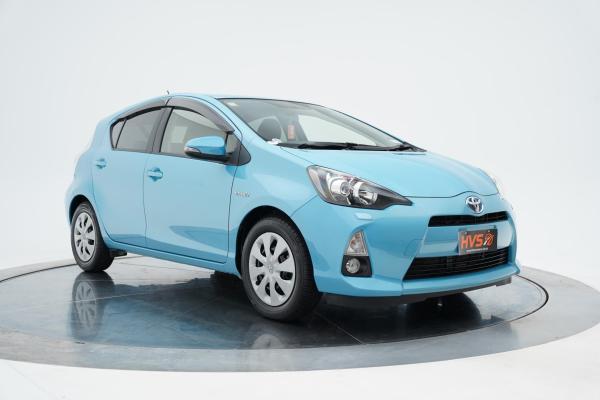 Toyota Aqua 1.5 S Push Start