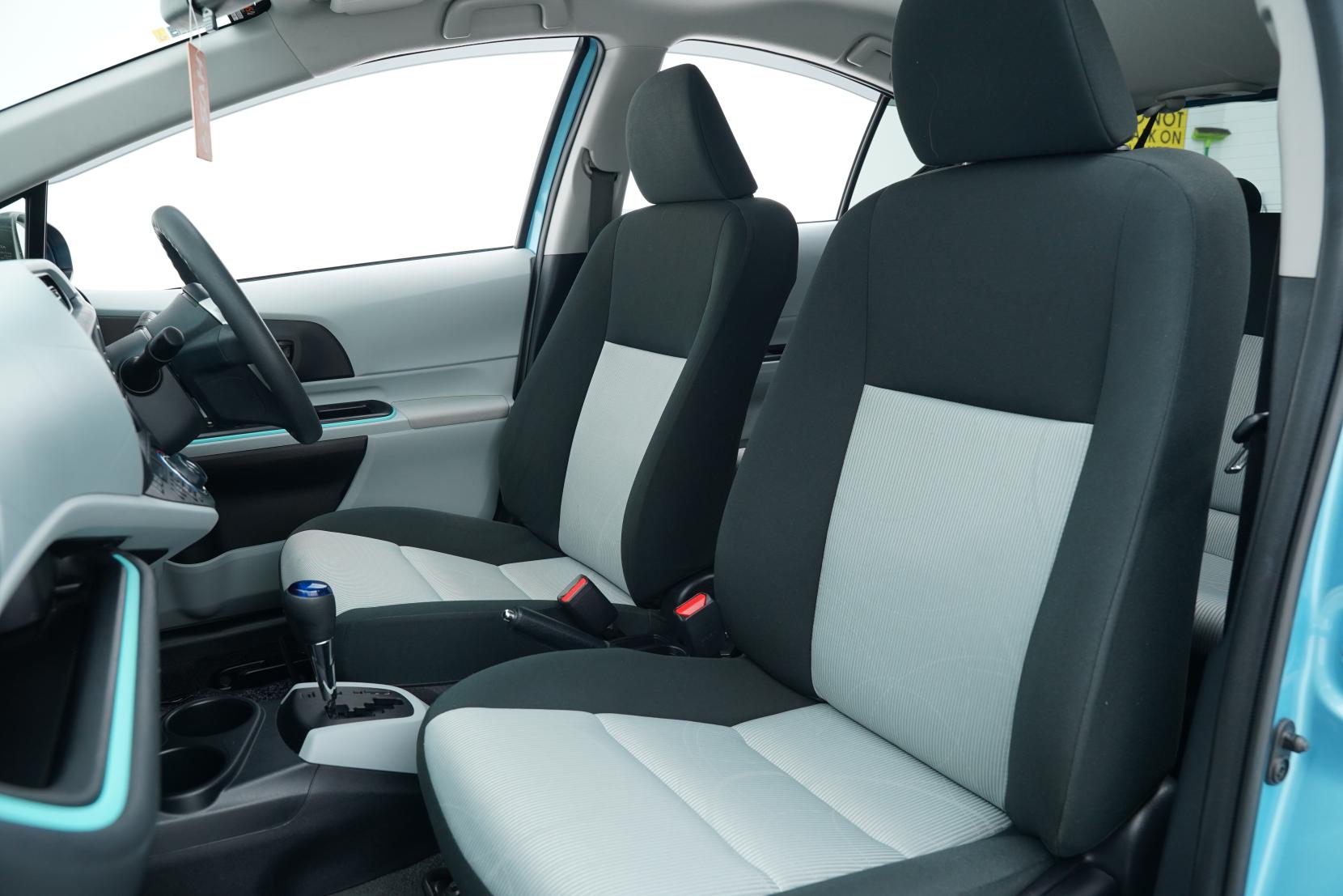 Toyota Aqua 1.5 S Push Start