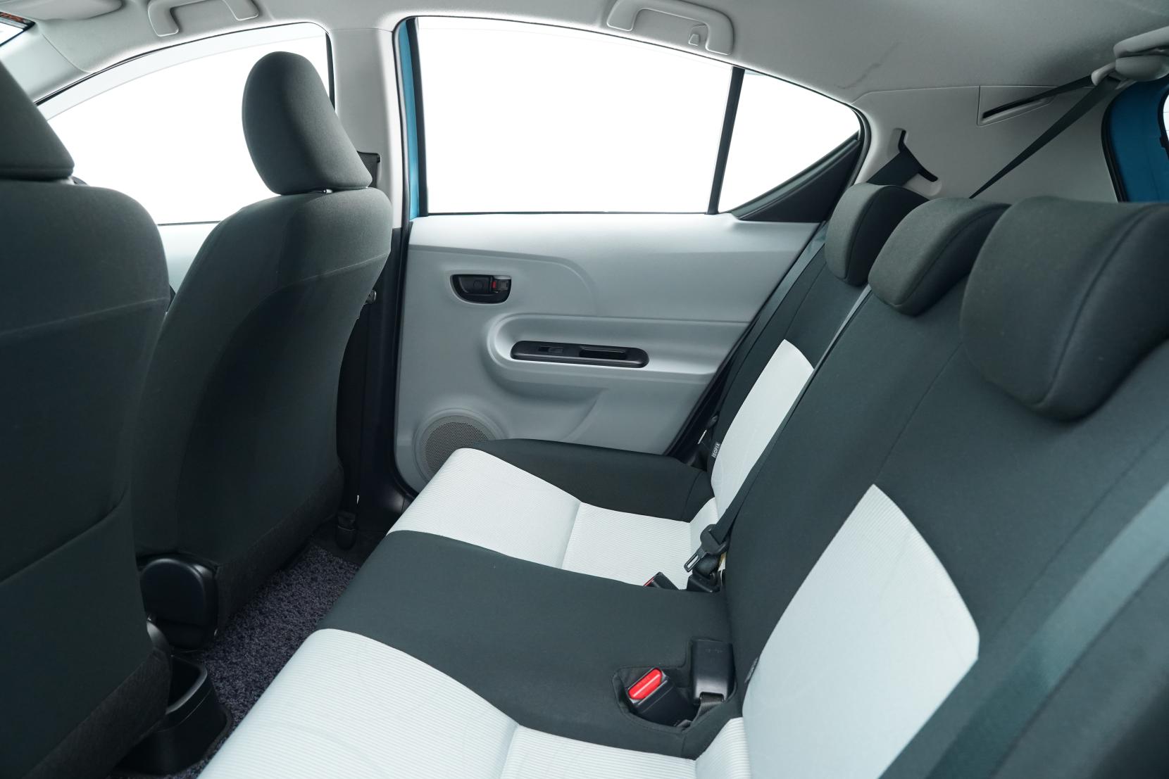 Toyota Aqua 1.5 S Push Start