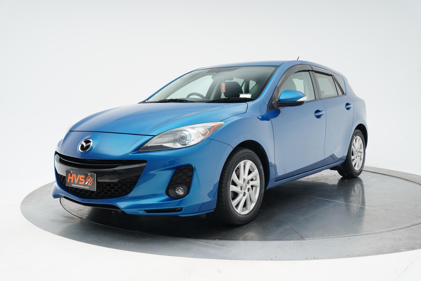 Mazda Axela SPORT 20C COMFORT P