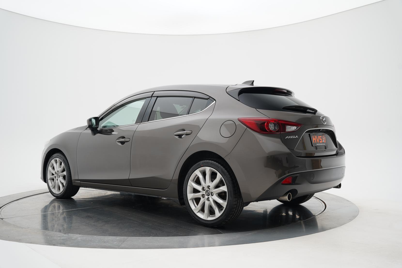Mazda Axela 2.0 SPORT 20S TOURING