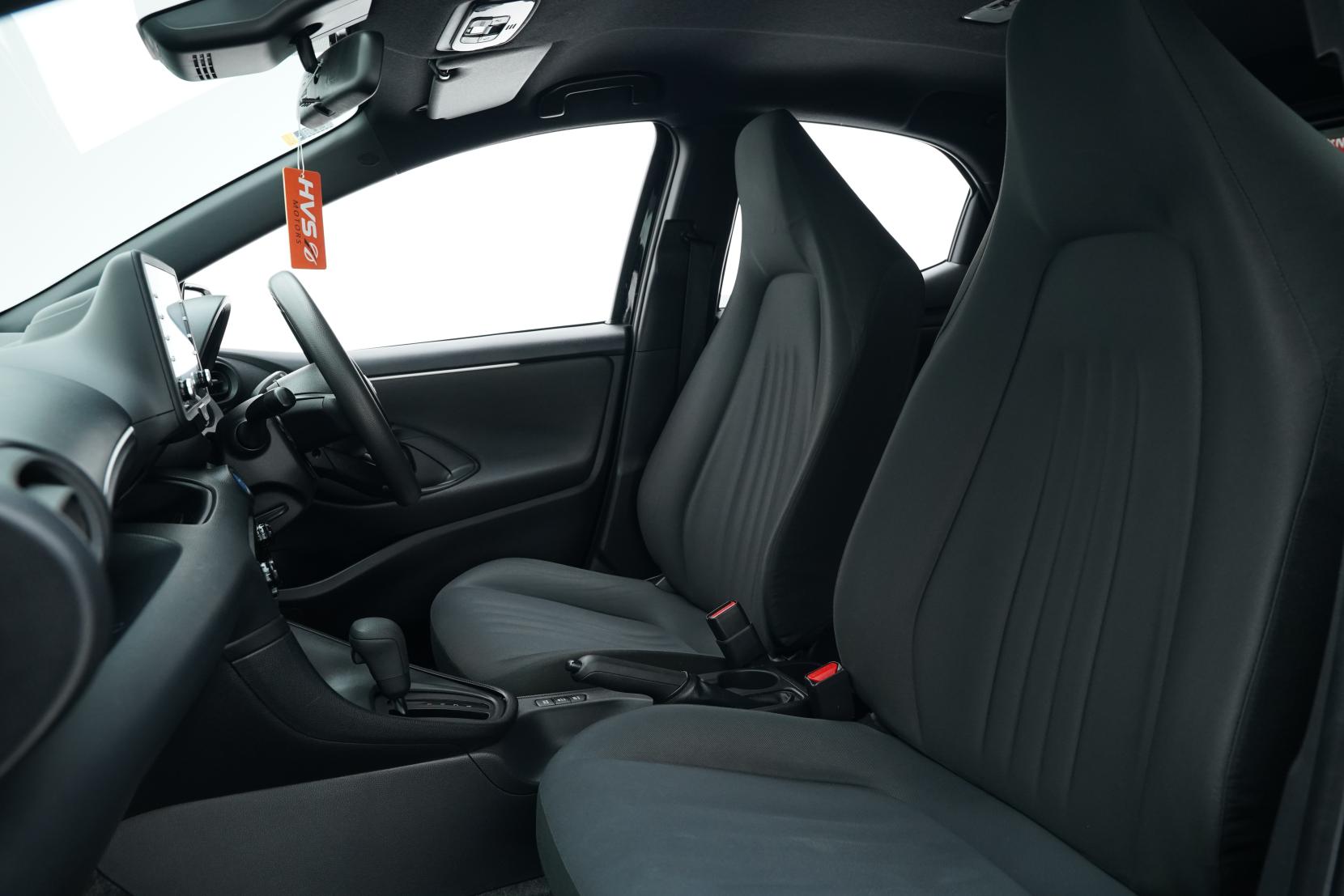 Toyota Yaris 1.5 Hybrid X