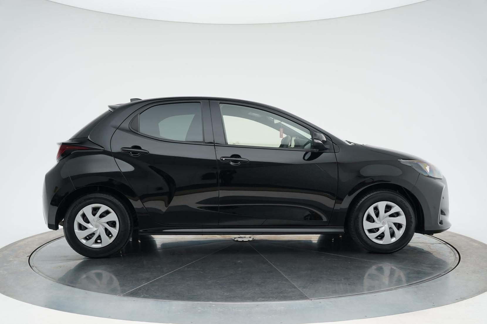 Toyota Yaris 1.5 Hybrid X