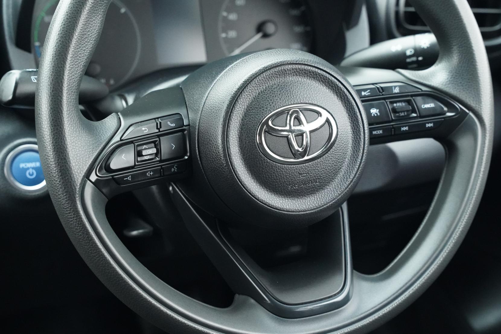 Toyota Yaris 1.5 Hybrid X
