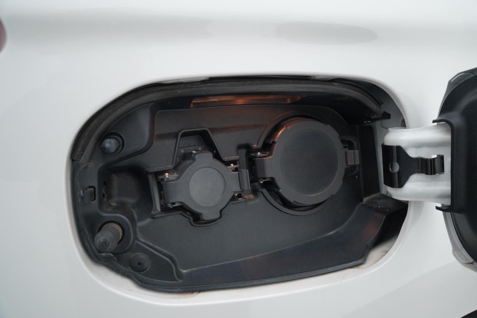 Mitsubishi Outlander 2.4 PHEV G SAFETY PACKAGE