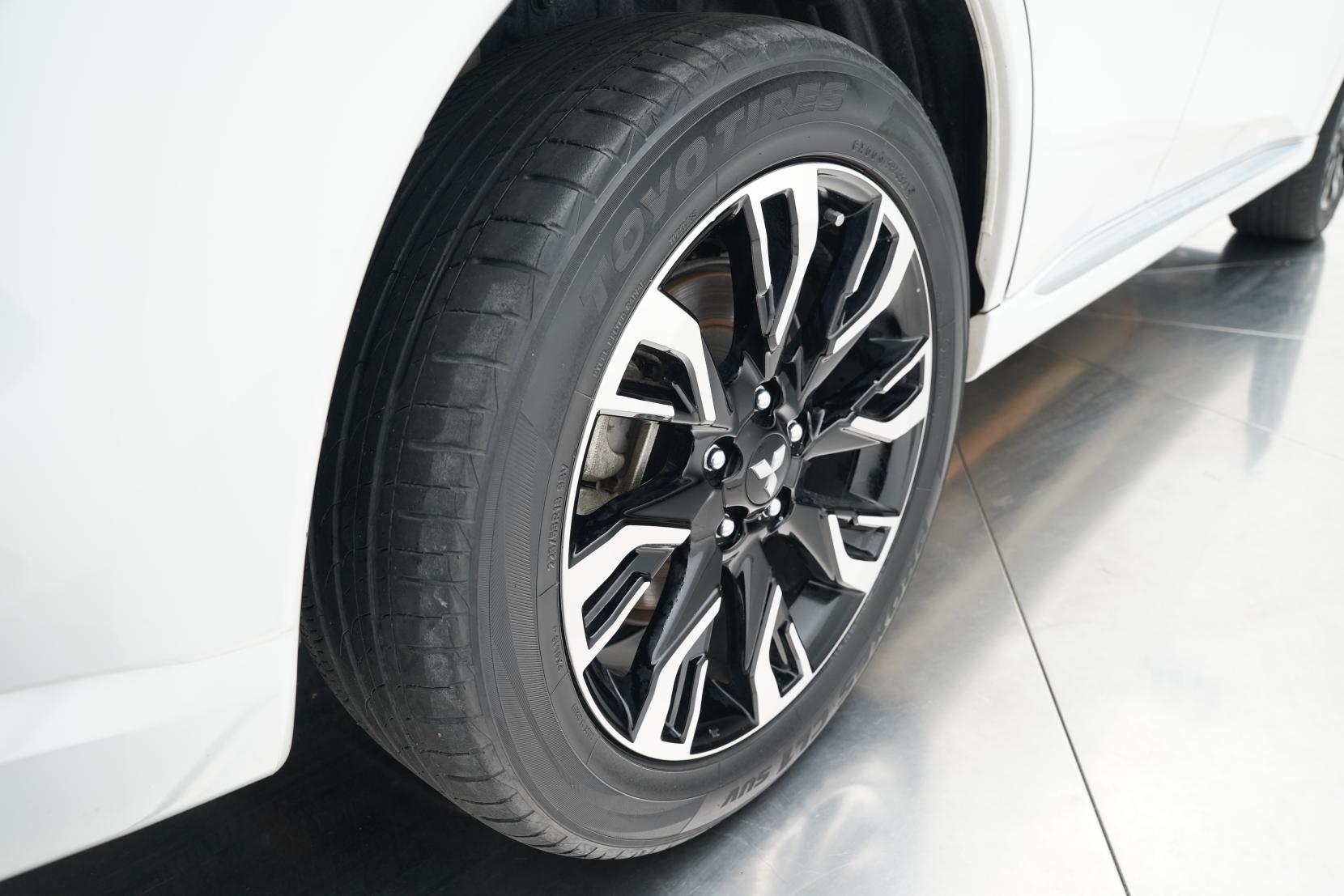 Mitsubishi Outlander 2.4 PHEV G SAFETY PACKAGE