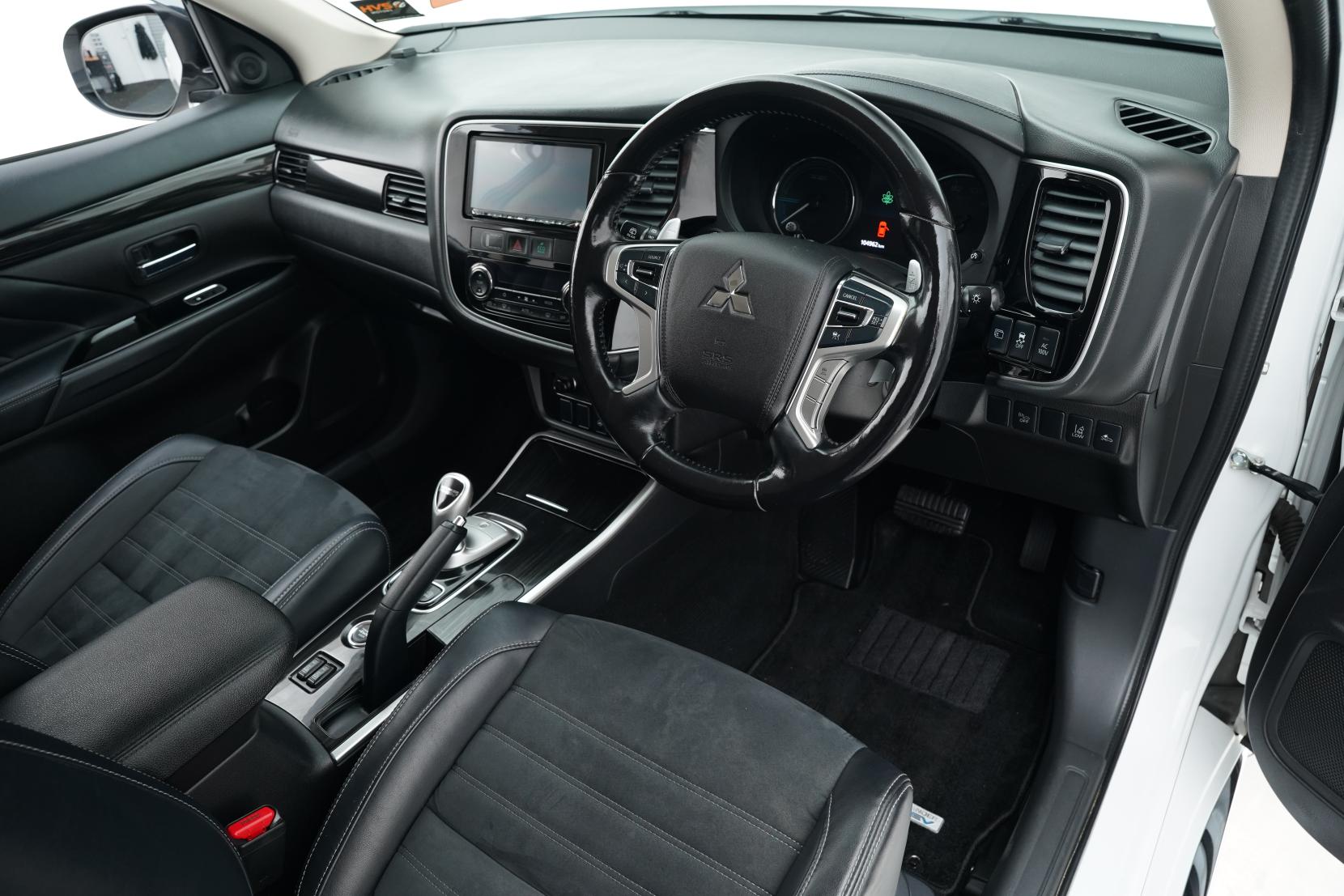 Mitsubishi Outlander 2.4 PHEV G SAFETY PACKAGE