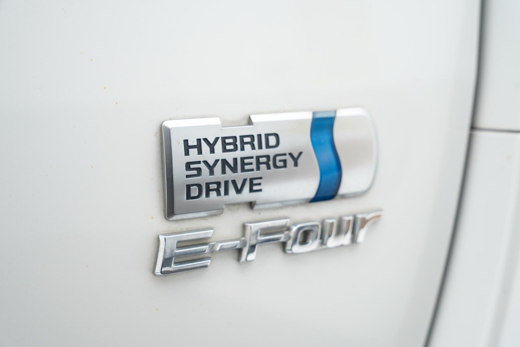 Toyota Vellfire 2.4 Hybrid 4WD ZR