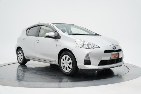 Toyota Aqua 1.5 S Push Start