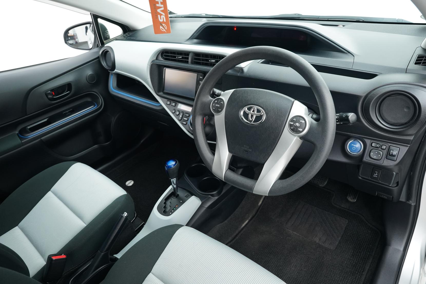 Toyota Aqua 1.5 S Push Start