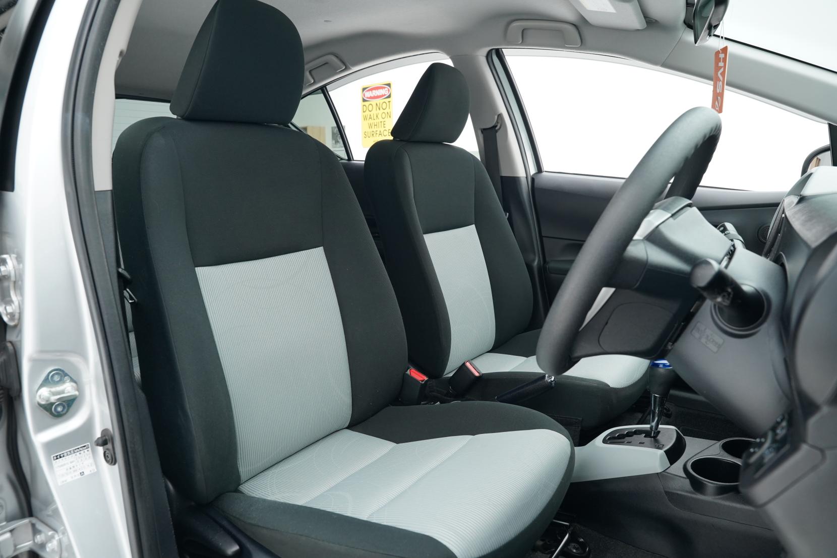 Toyota Aqua 1.5 S Push Start