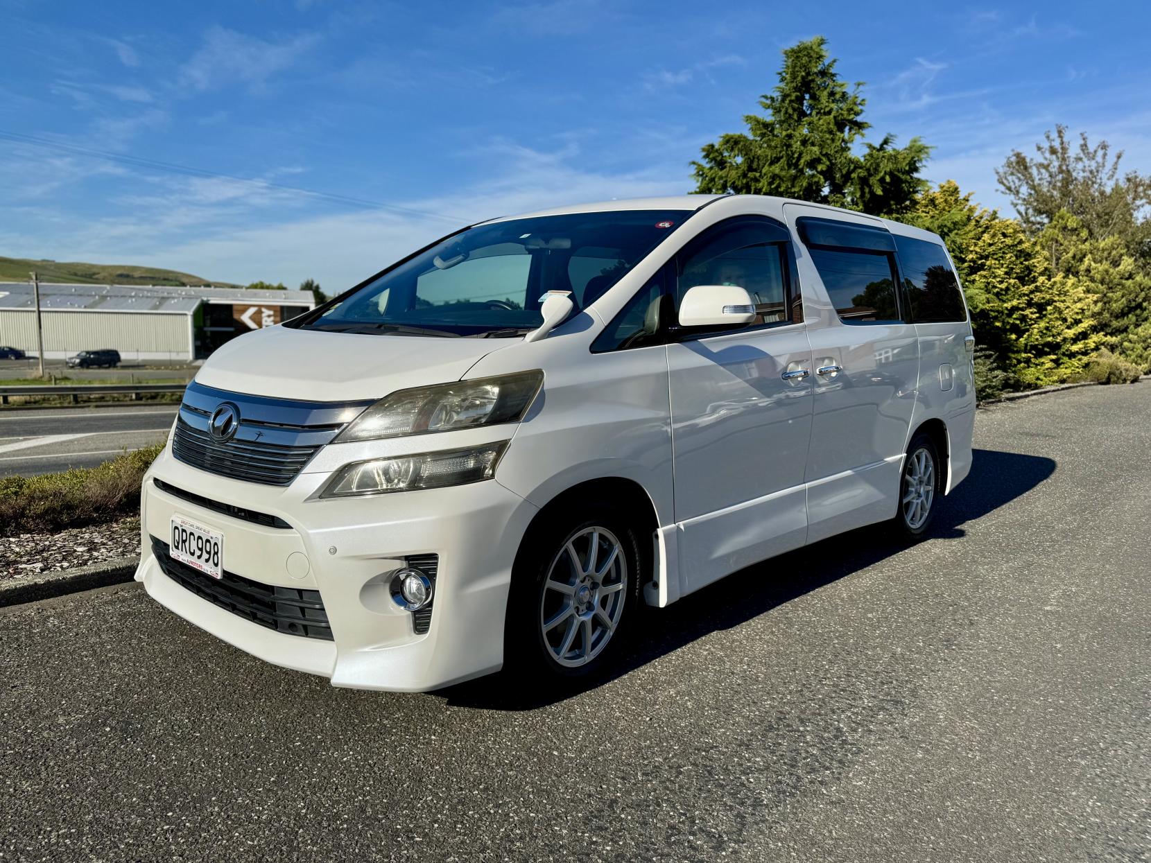 Toyota Vellfire 2.4 Vellfire 2.4Z 7 Seater