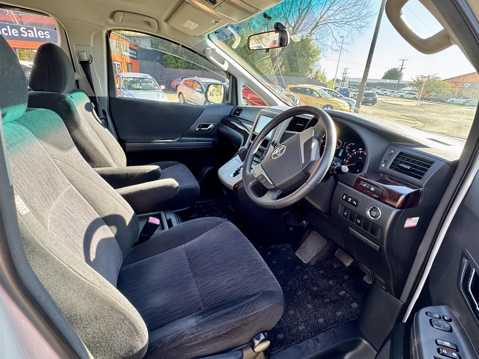 Toyota Vellfire 2.4 Vellfire 2.4Z 7 Seater