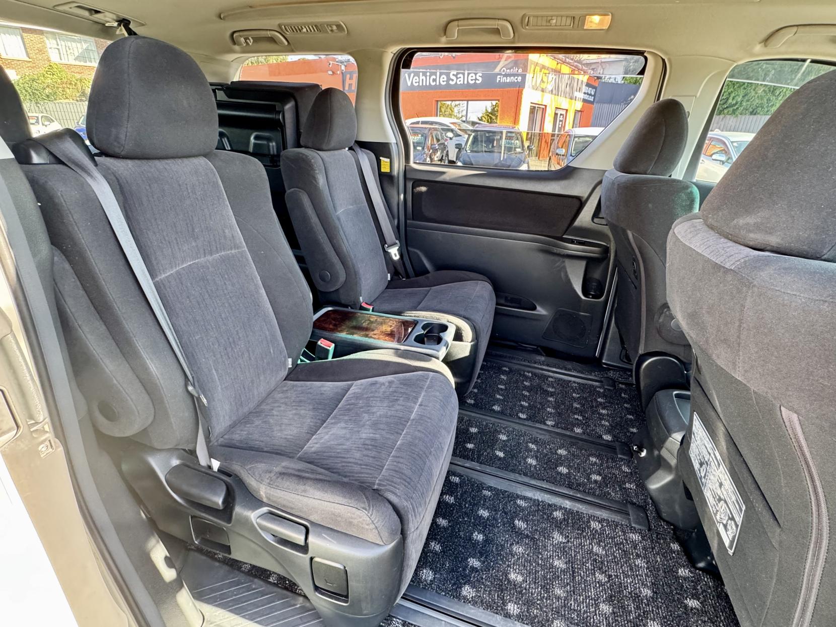 Toyota Vellfire 2.4 Vellfire 2.4Z 7 Seater