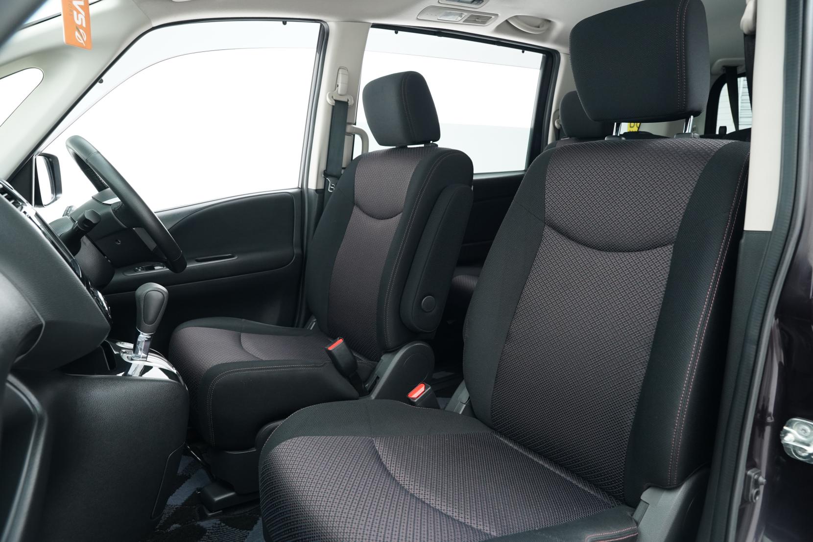 Nissan Serena (1991 – present) Hybrid Highway Star 8seats