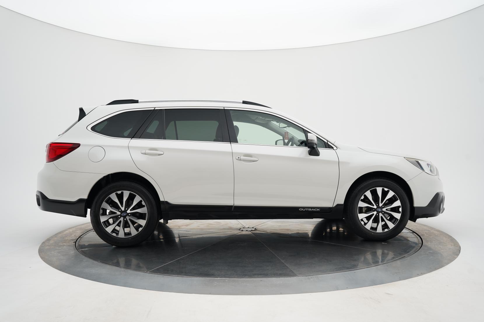 Subaru Outback 2.5 Limited Smart Edition