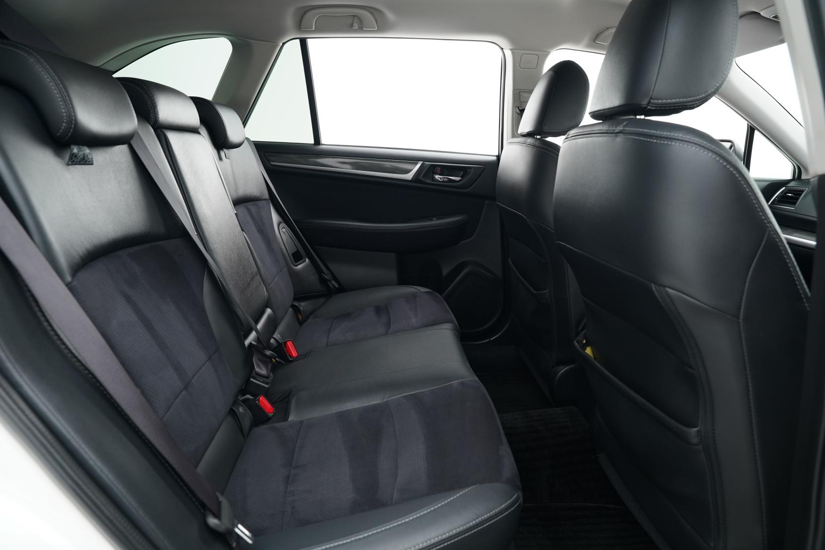Subaru Outback 2.5 Limited Smart Edition