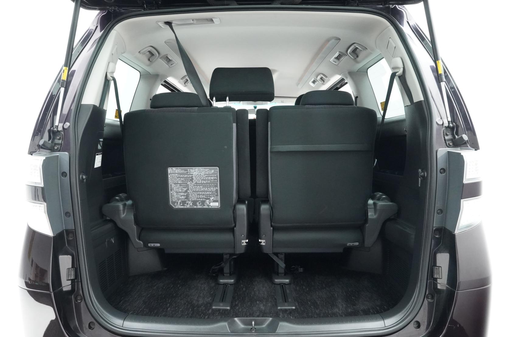 Toyota Vellfire 2.4 2.4Z 8ST