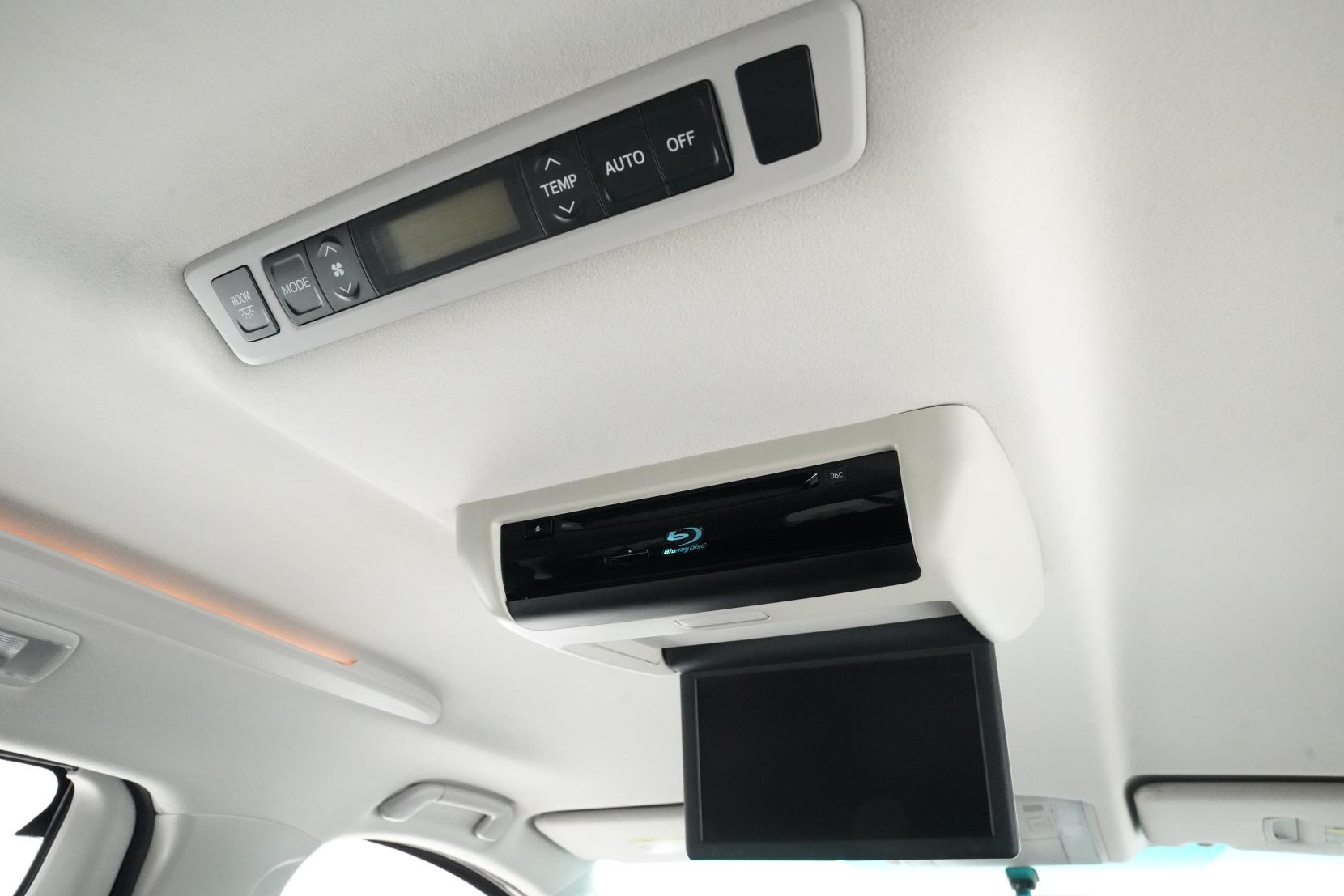 Toyota Vellfire 2.4 2.4Z 8ST