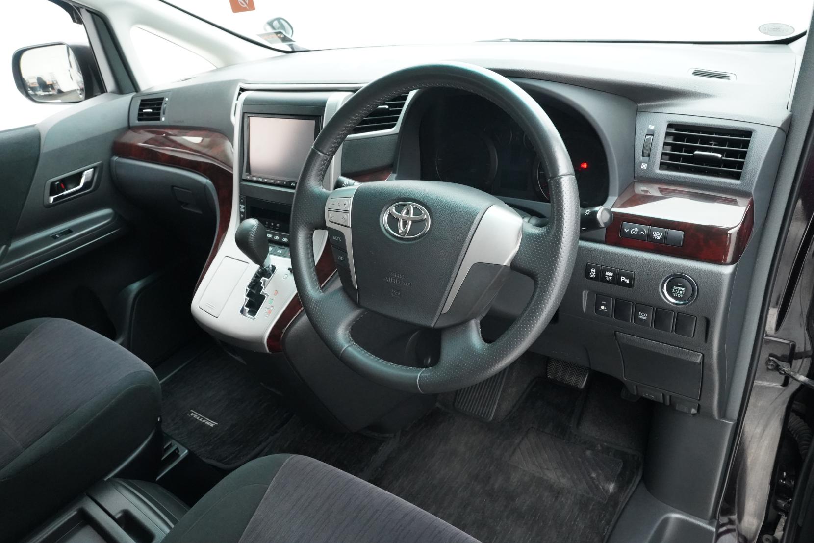 Toyota Vellfire 2.4 2.4Z 8ST