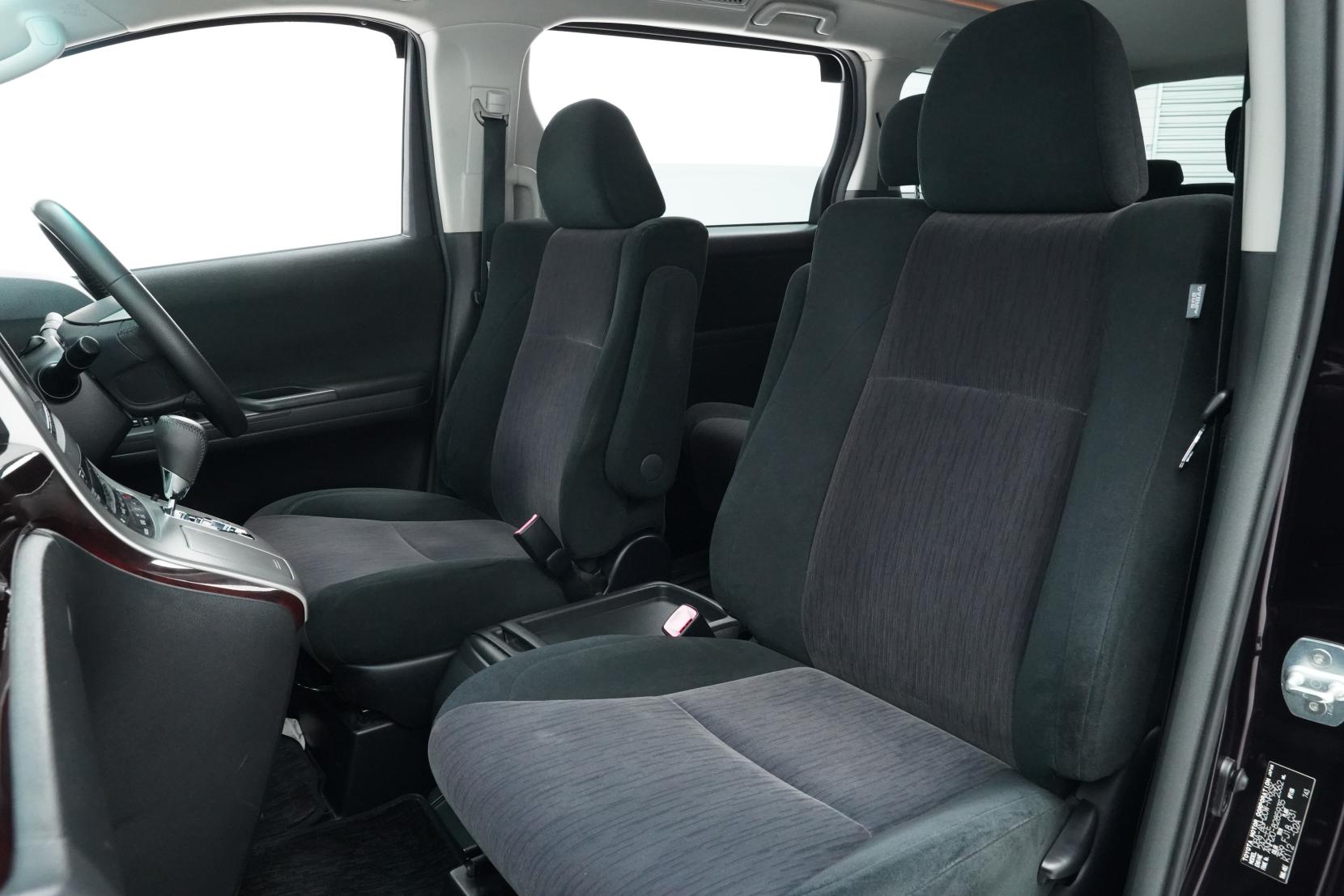 Toyota Vellfire 2.4 2.4Z 8ST