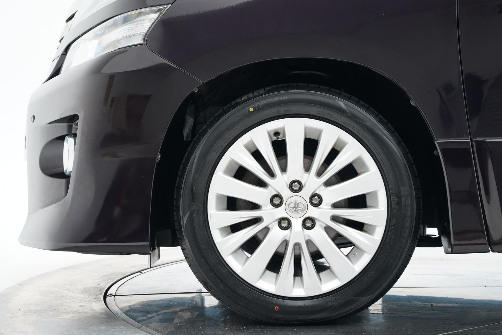 Toyota Vellfire 2.4 2.4Z 8ST