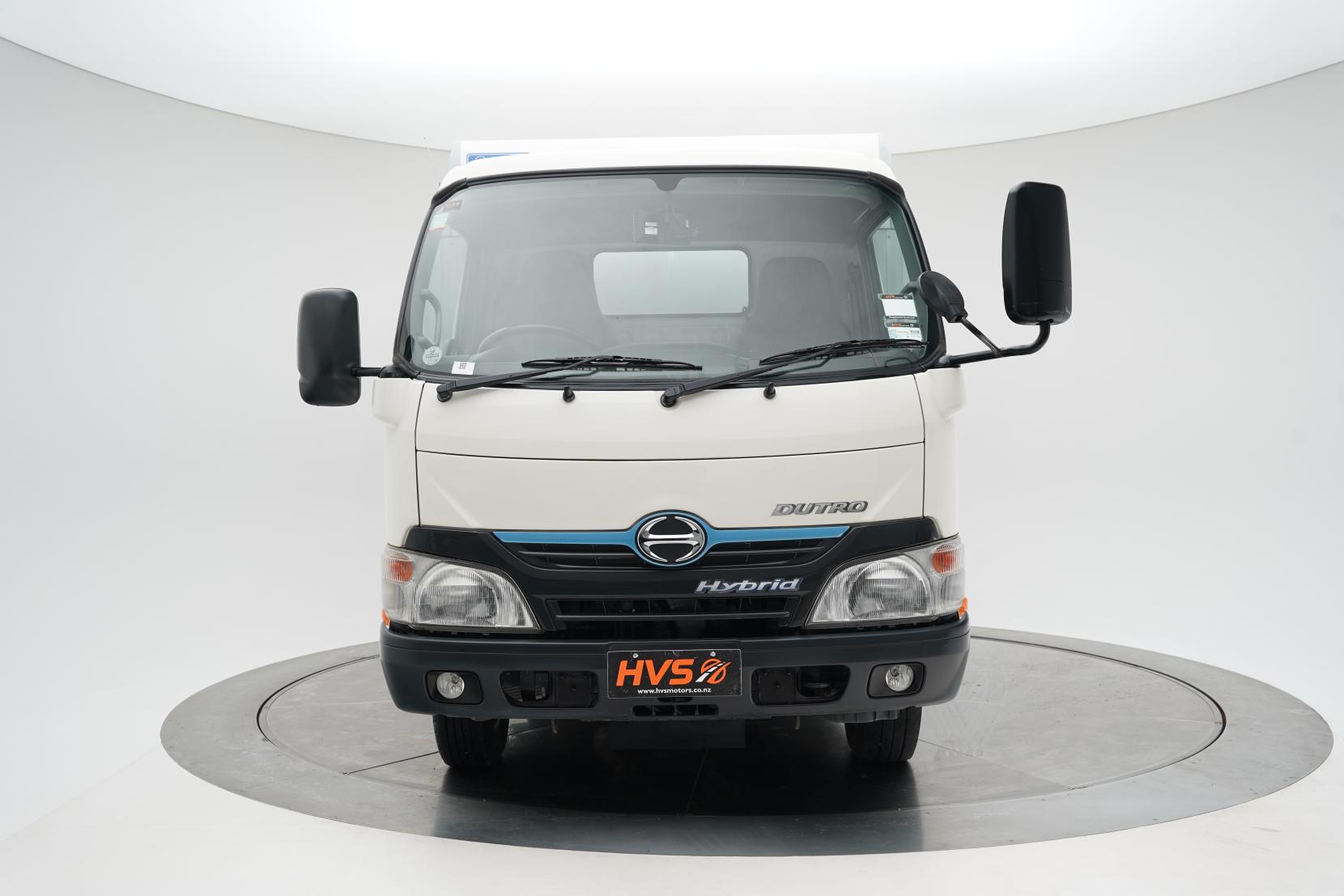 Hino HINO Dutro 125LT 4.0 Bottle Truck