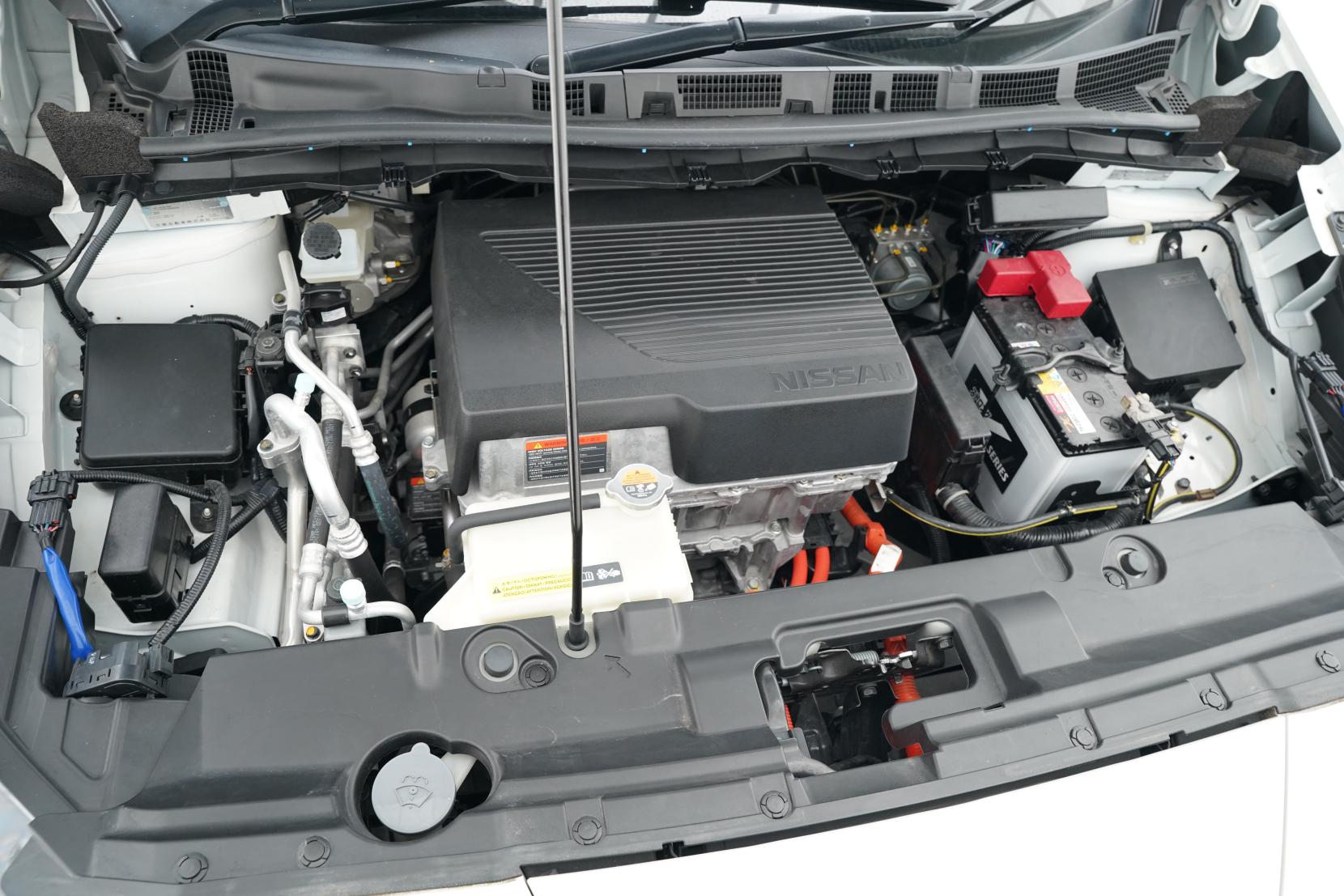 Nissan Leaf E G