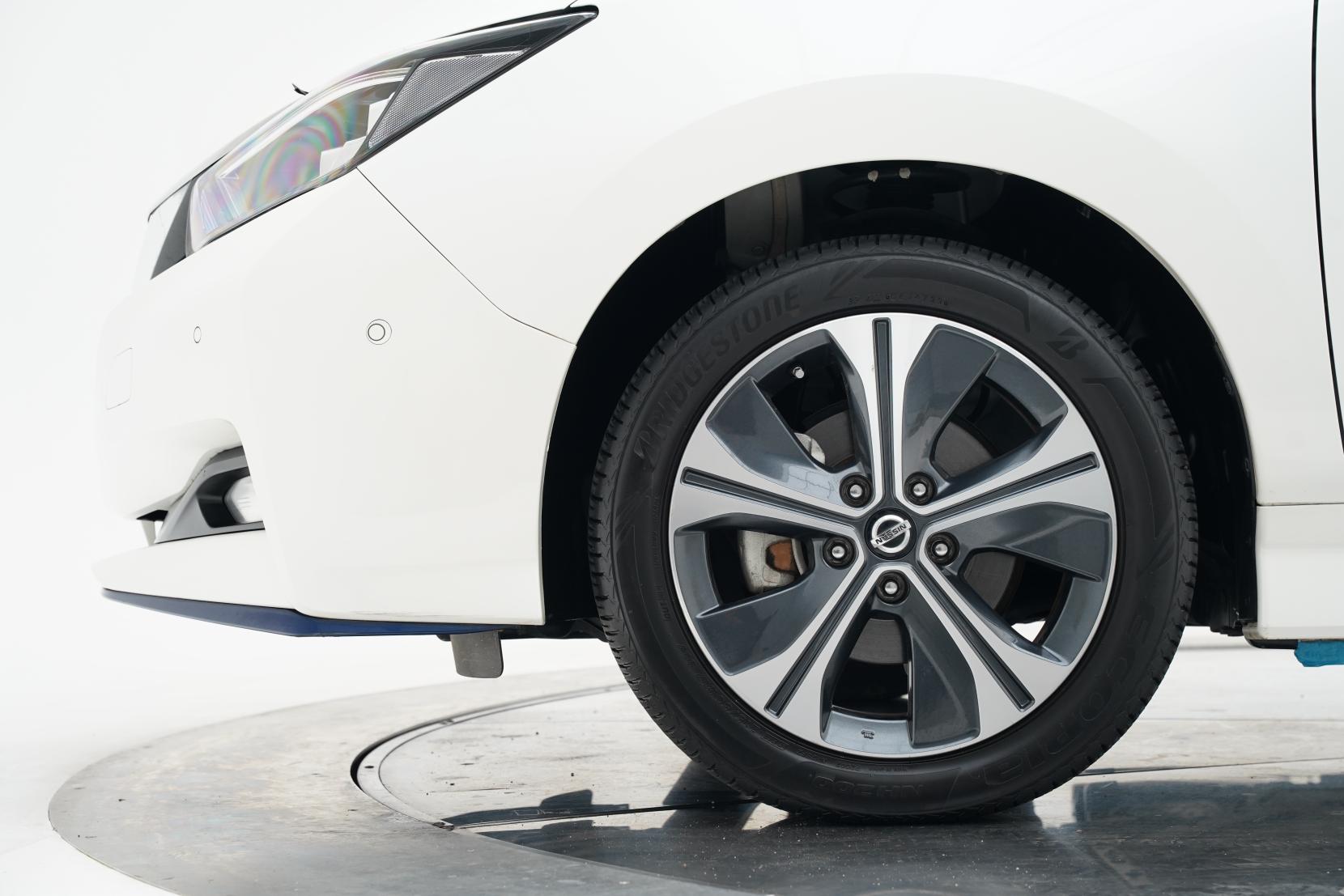 Nissan Leaf E G