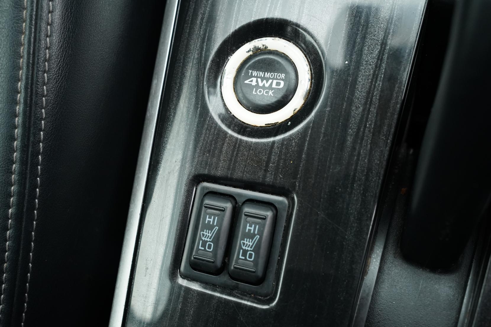 Mitsubishi Outlander 2.0 PHEV G 4wd Facelift Model