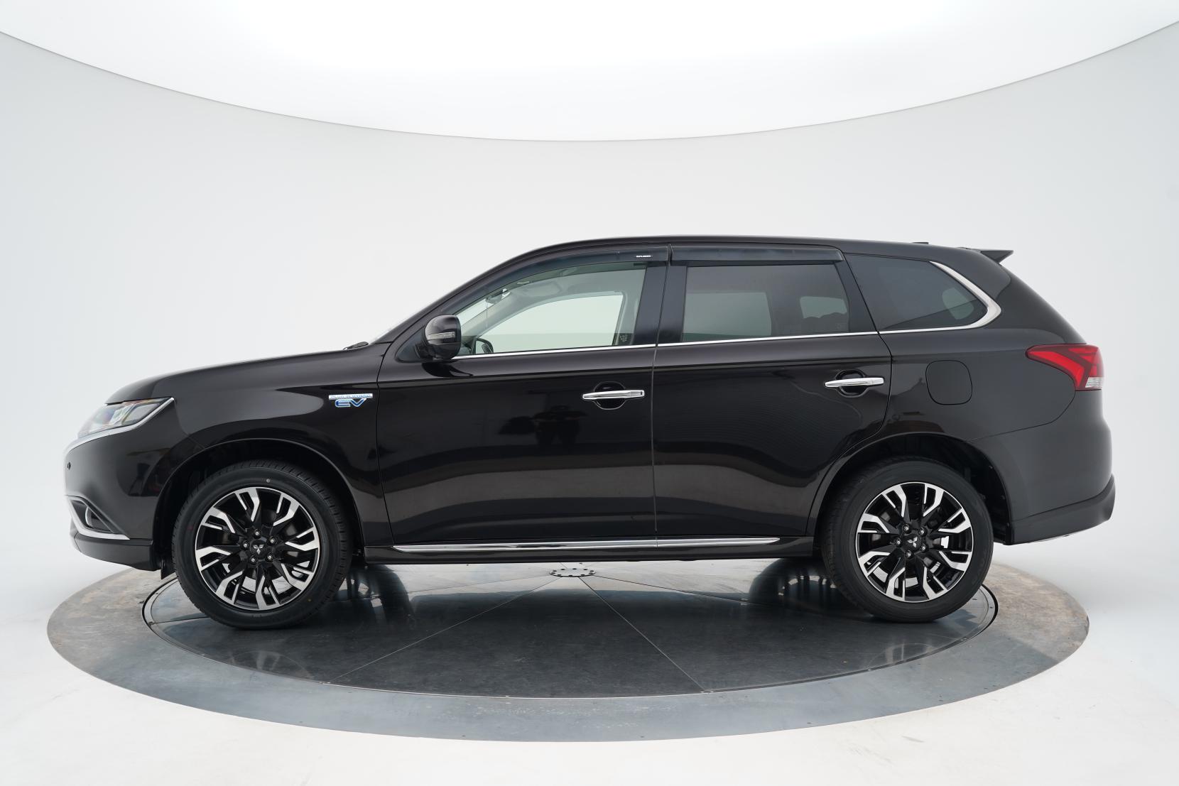 Mitsubishi Outlander 2.0 PHEV G 4wd Facelift Model