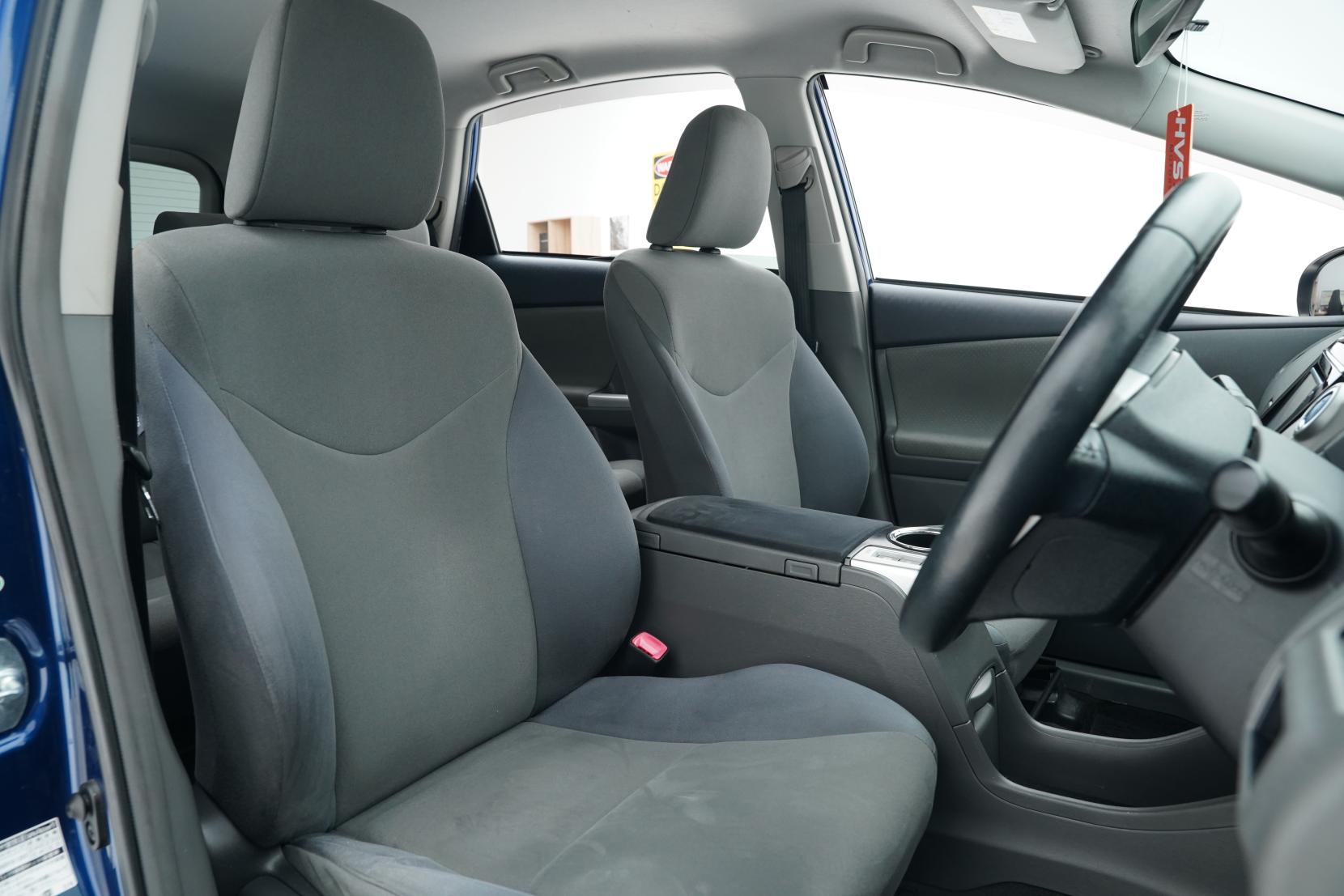 Toyota Prius 1.8 Alpha S 5 Seater