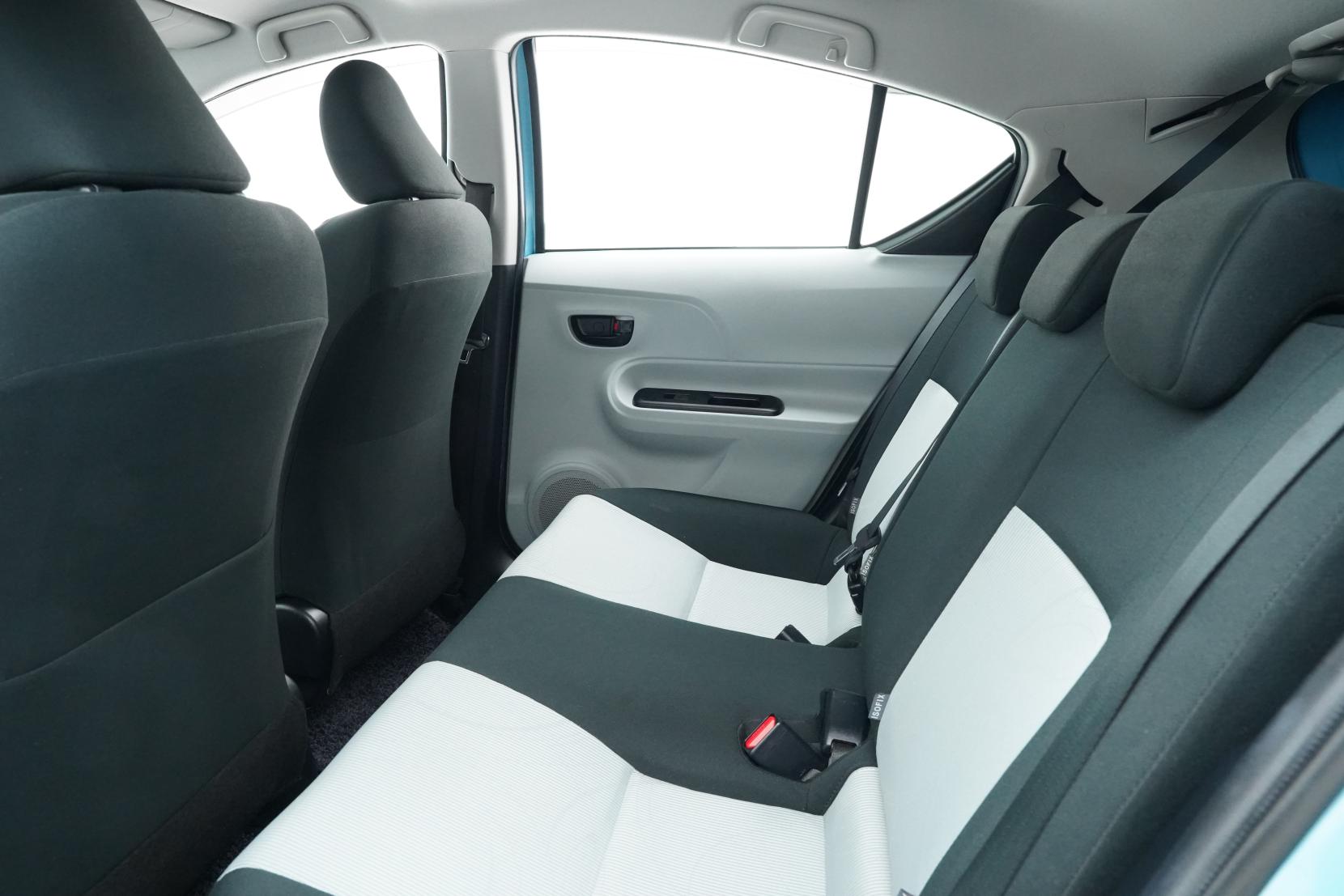 Toyota Aqua 1.5 S Push Start