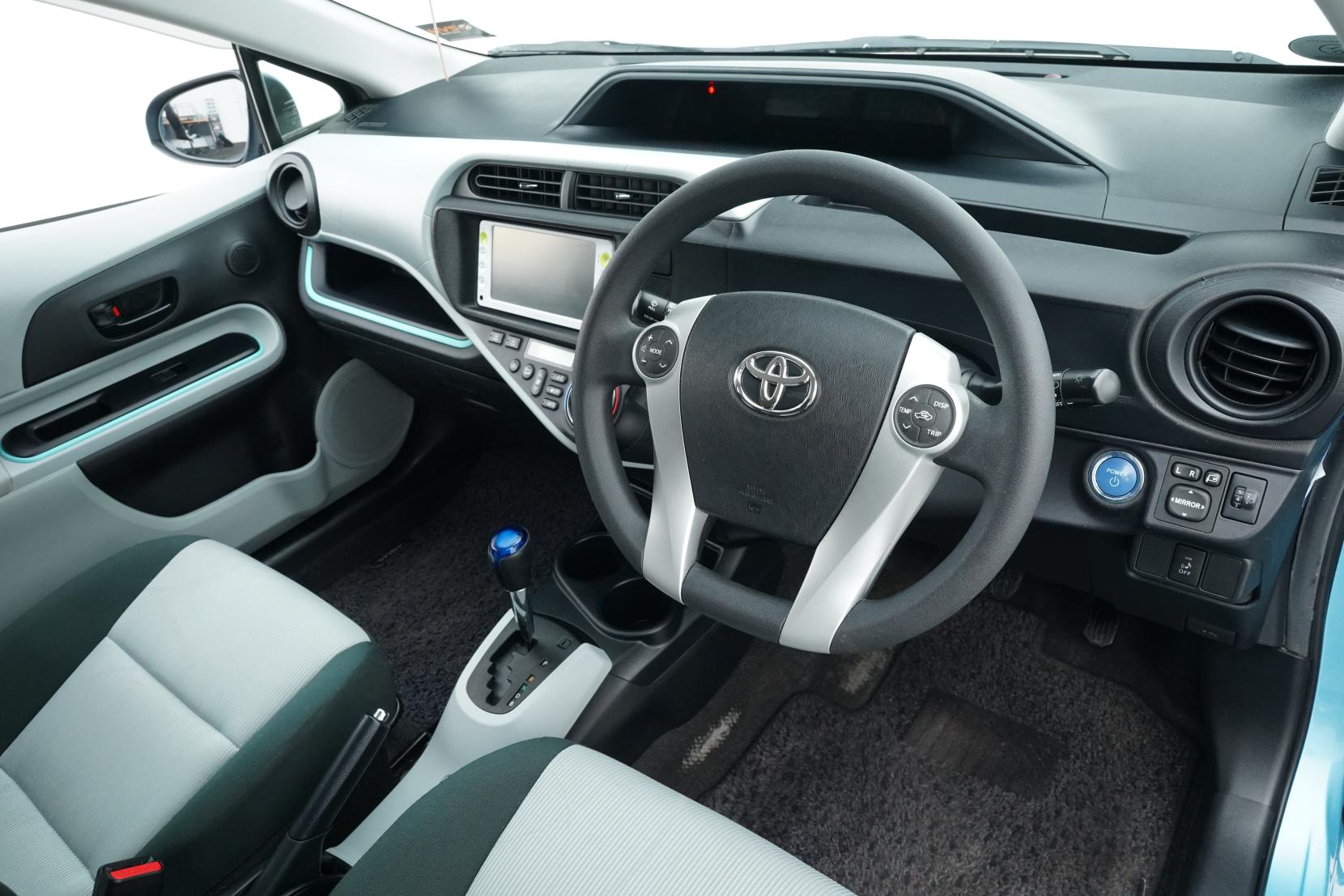 Toyota Aqua 1.5 S Push Start