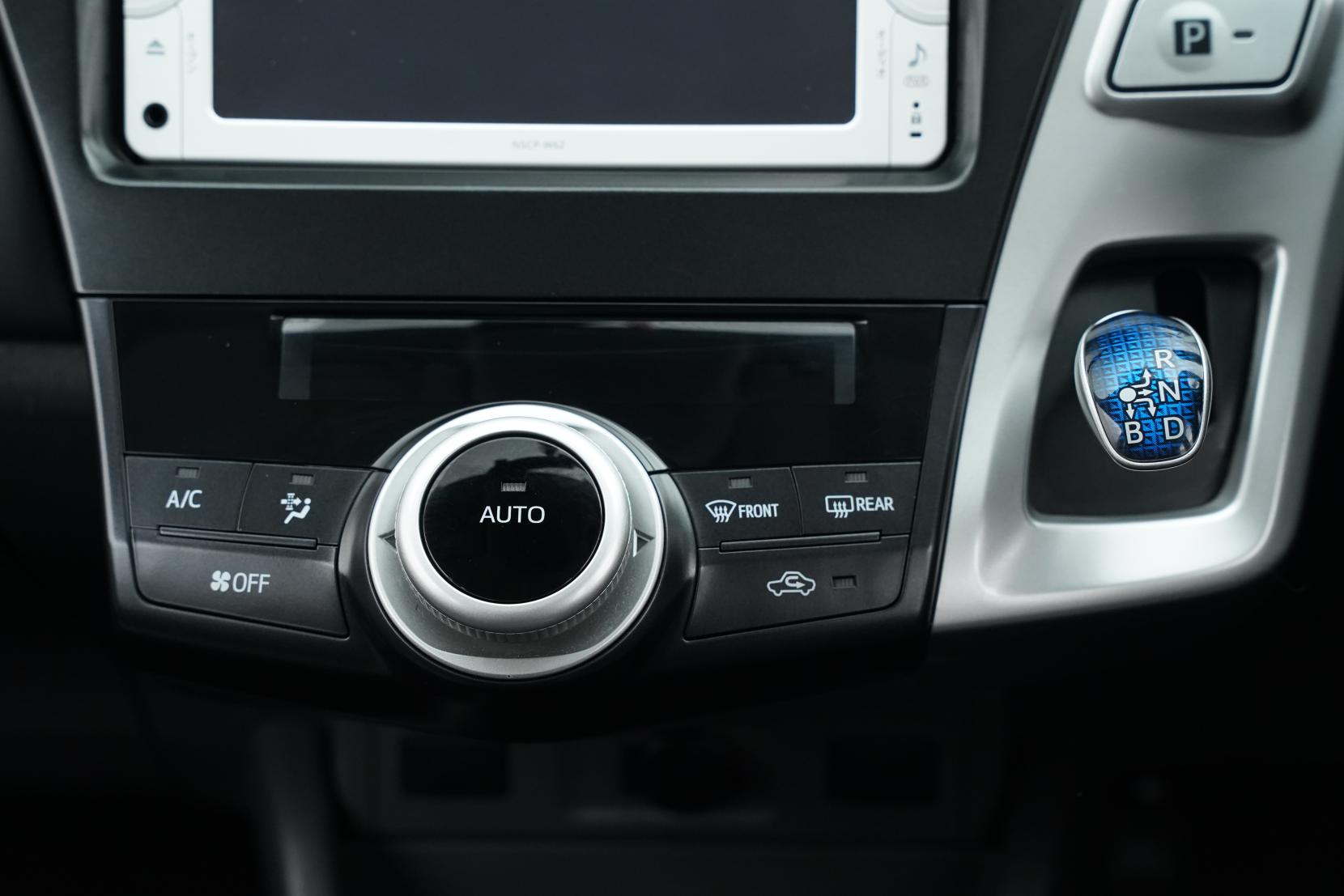 Toyota Prius 1.8 Alpha S 5 Seater