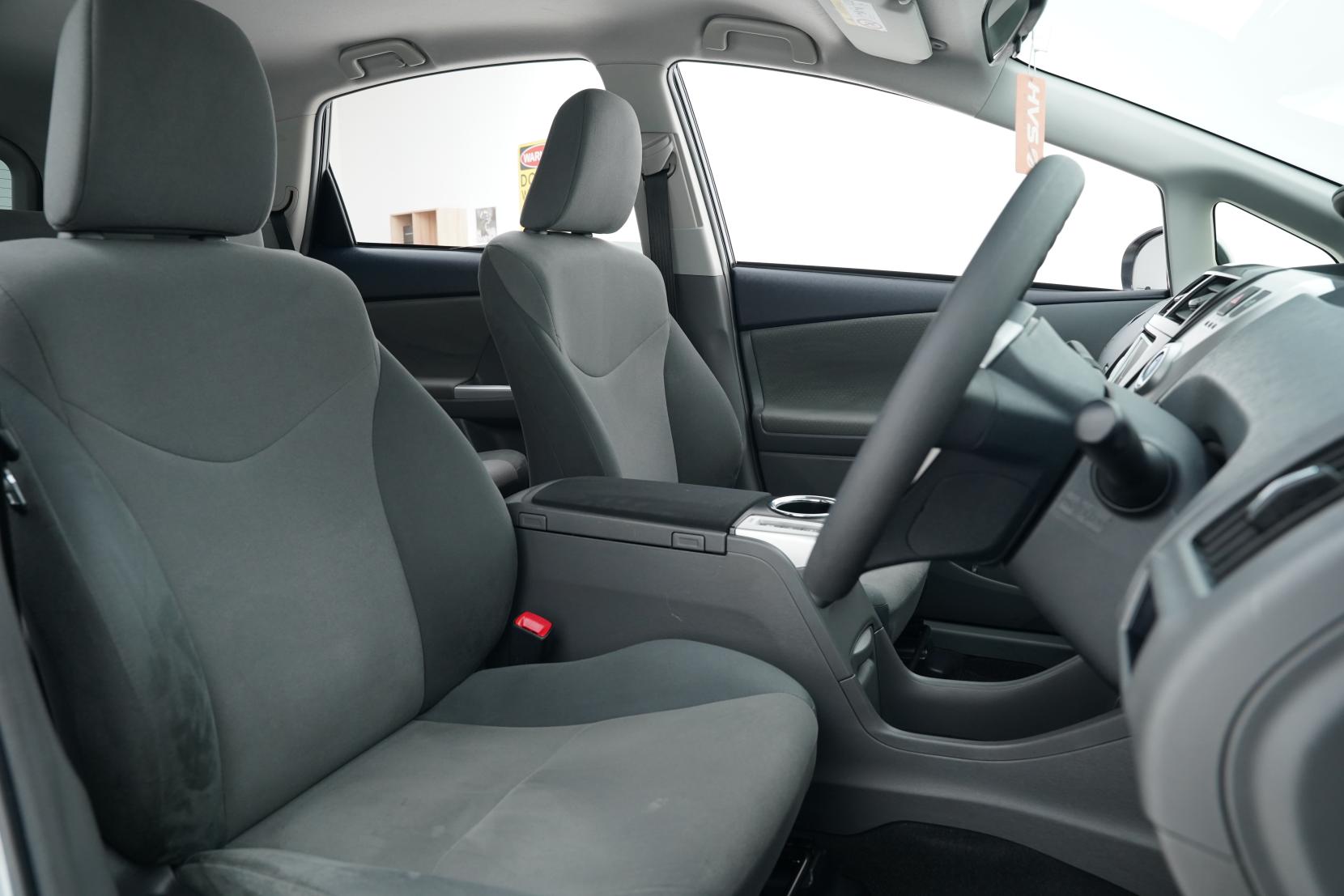 Toyota Prius 1.8 Alpha S 5 Seater