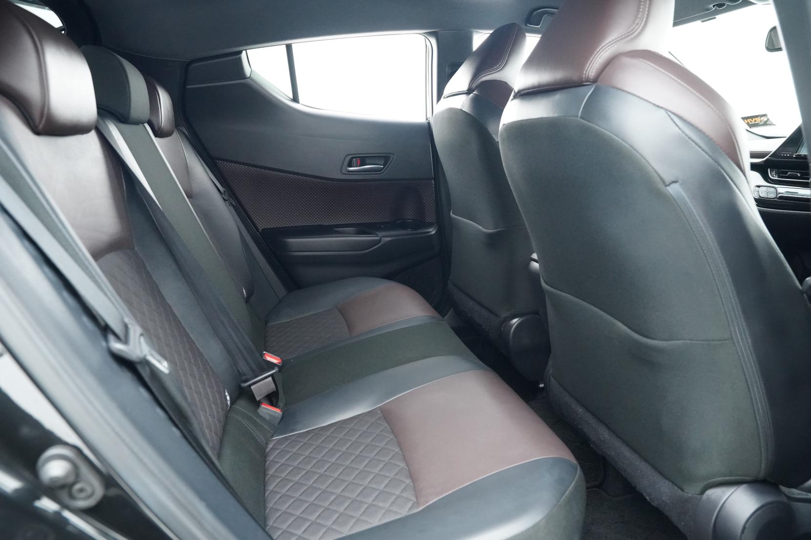 Toyota C-HR 1.8 G Hybrid