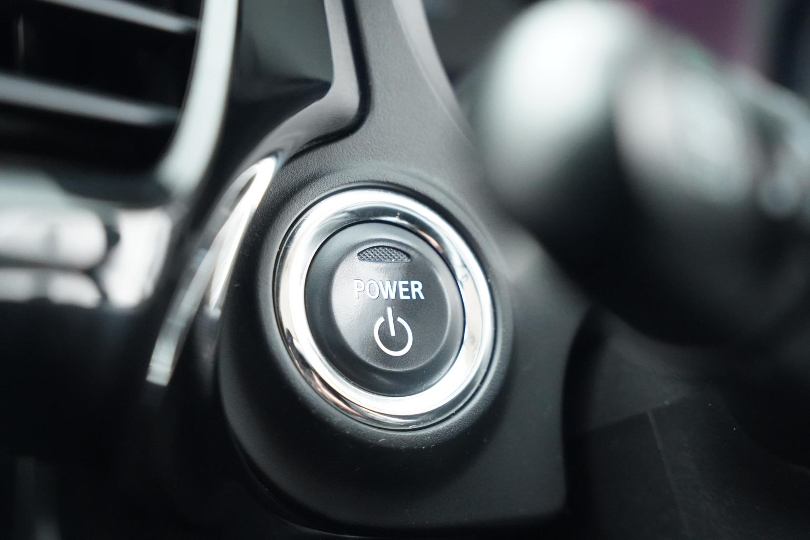 Mitsubishi Outlander 2.0 7AT0CJ3MX25105790