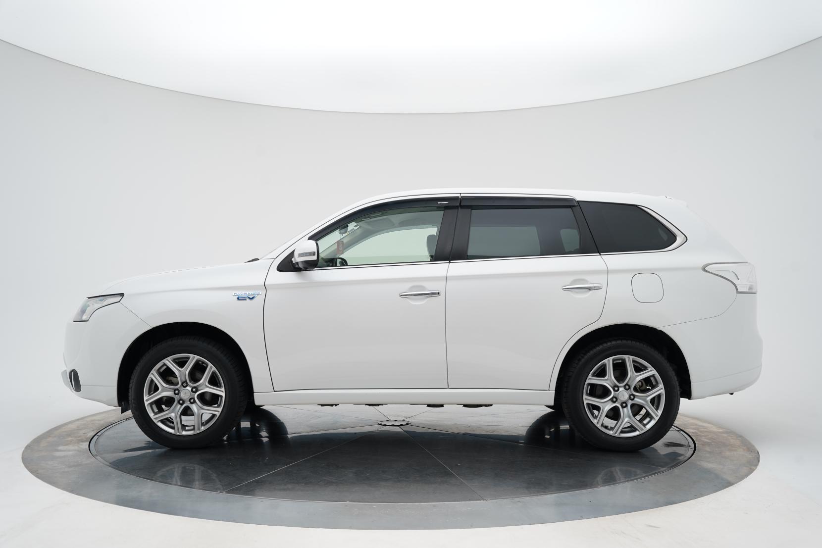 Mitsubishi Outlander 2.0 7AT0CJ3MX25105790