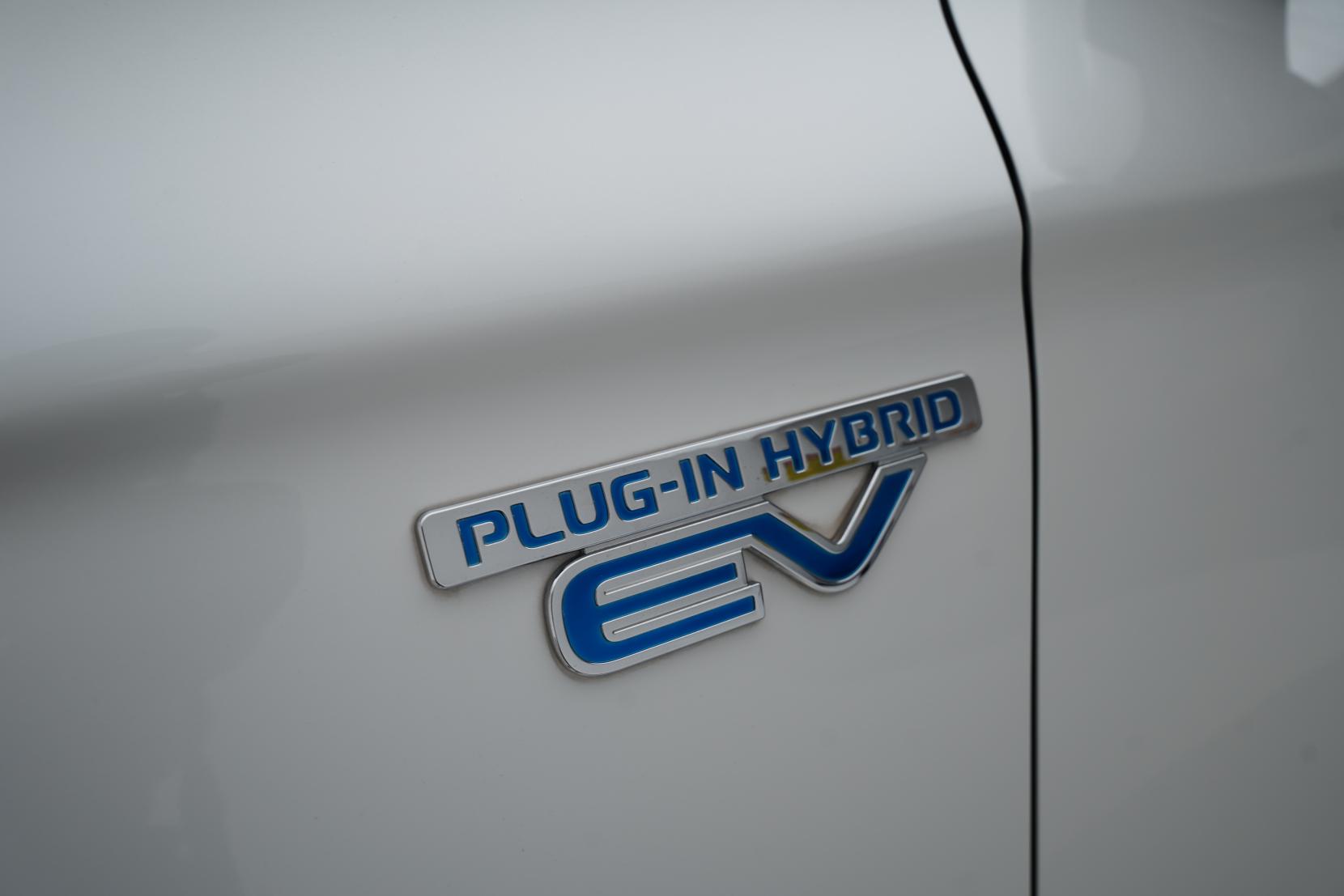 Mitsubishi Outlander 2.0 7AT0CJ3MX25105790