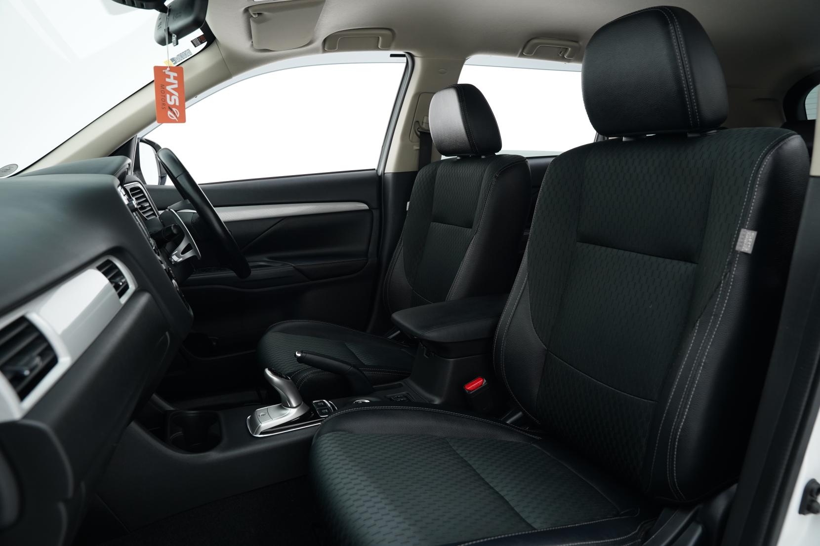 Mitsubishi Outlander 2.0 7AT0CJ3MX25105790