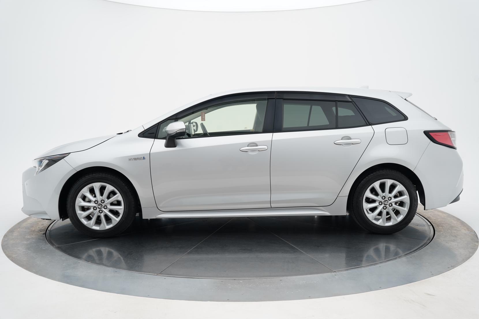 Toyota Corolla 1.8 Touring Hybrid S 4wd