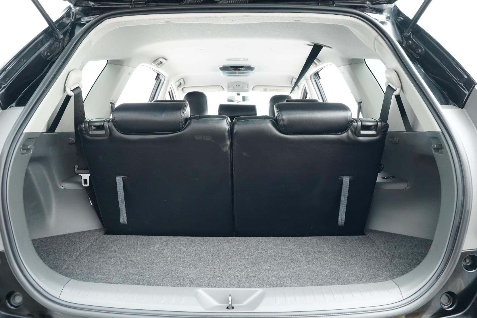 Toyota Prius 1.8 Alpha S 7 Seater