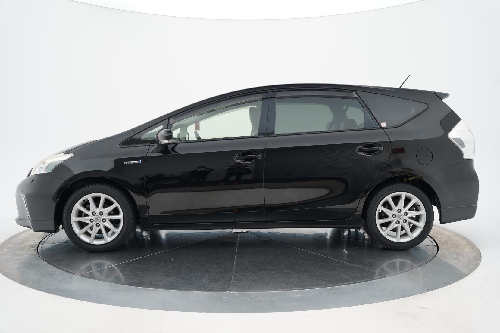 Toyota Prius 1.8 Alpha S 7 Seater