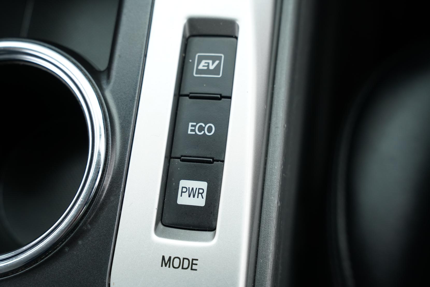 Toyota Prius 1.8 Alpha S 7 Seater