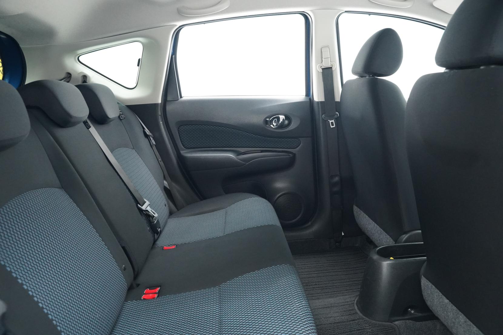 Nissan Note (2004–present) X DIG-S