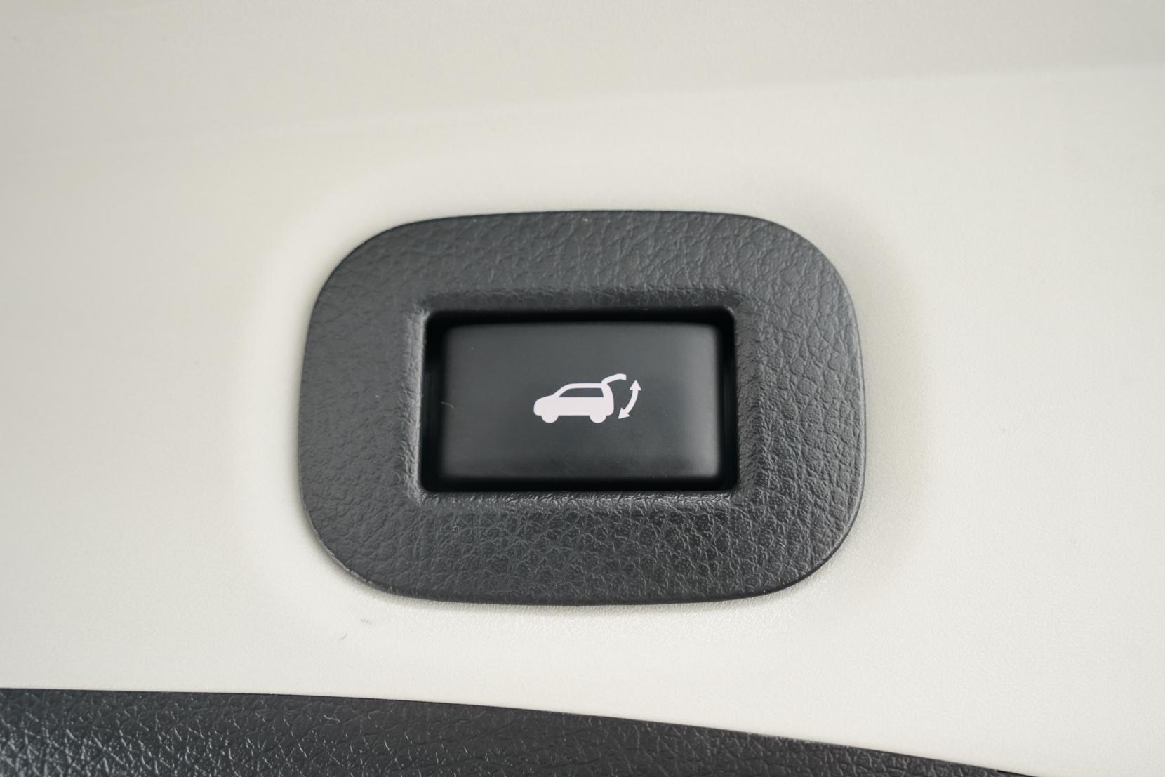 Nissan X-Trail 2.0 20XI HYBRID 4WD